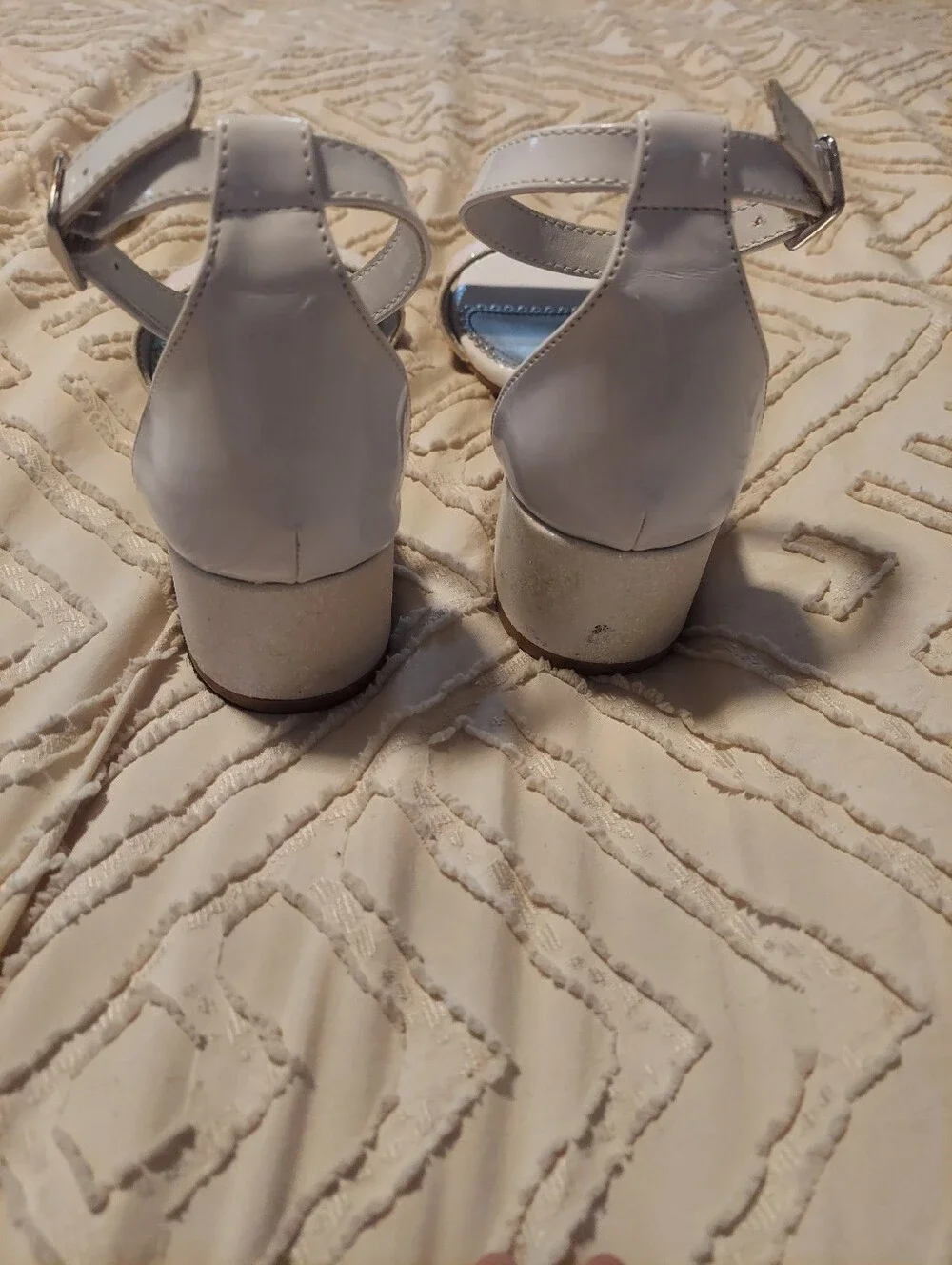 Christie & Jill Girls White Glitter Ankle Strap Block Heels Size 3M